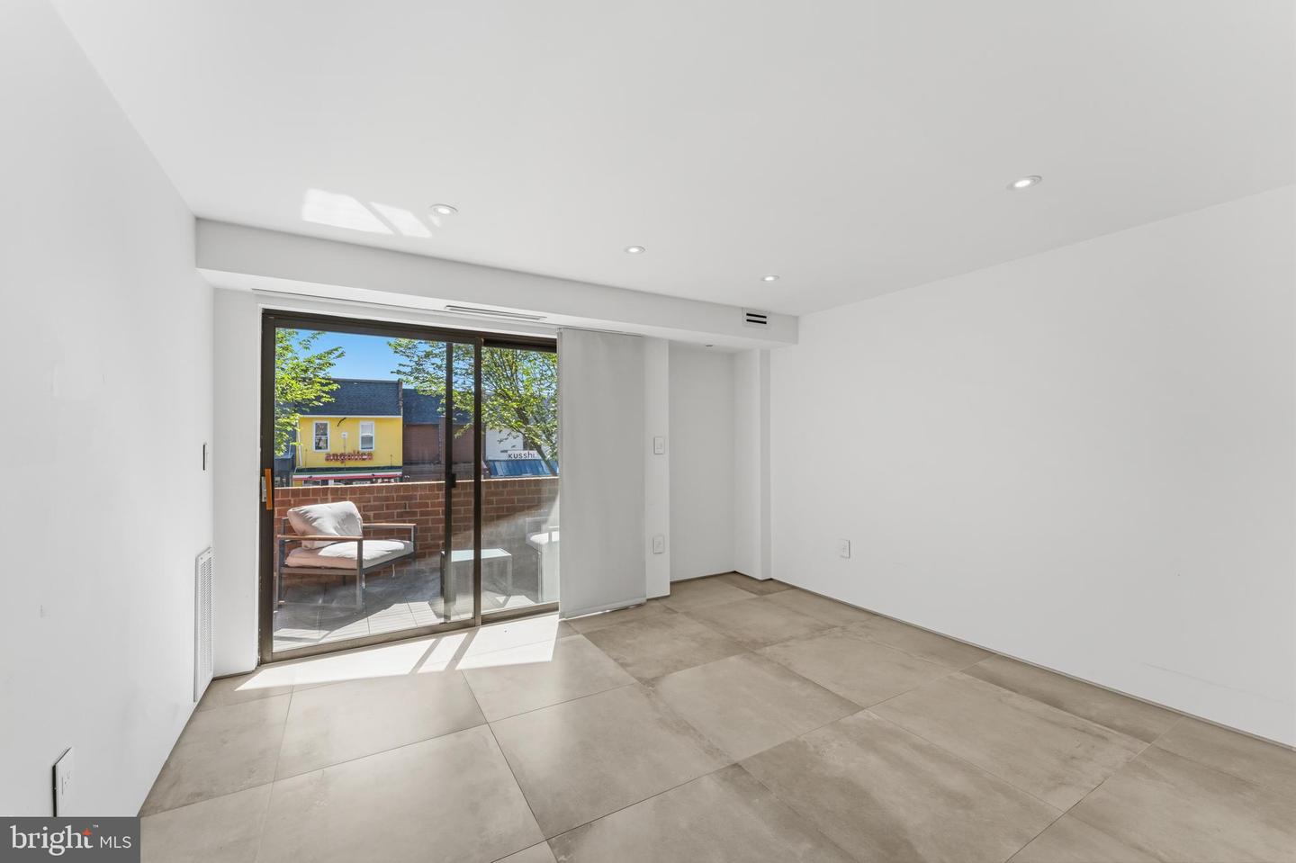 2320 Wisconsin Ave Nw #202 Property Photo 15