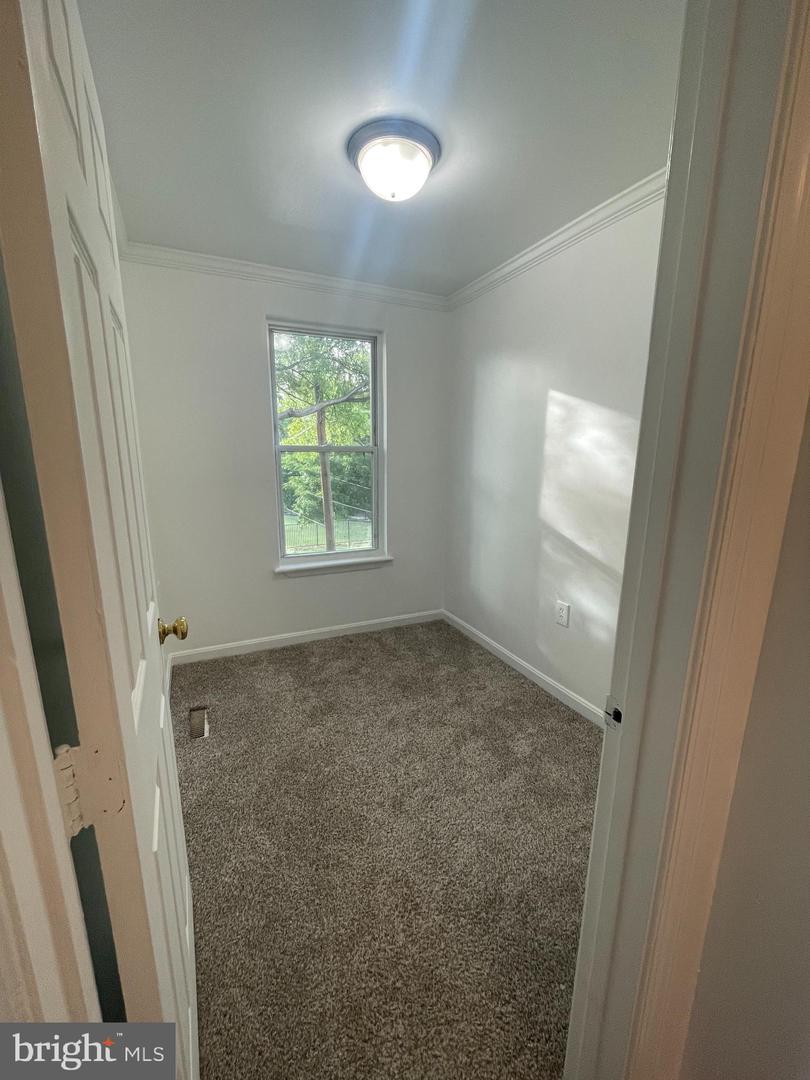 641 49th St Ne Property Photo 16