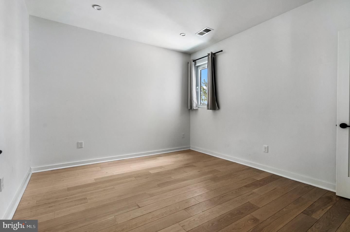 7700 Georgia Ave Nw #303 Property Photo 22