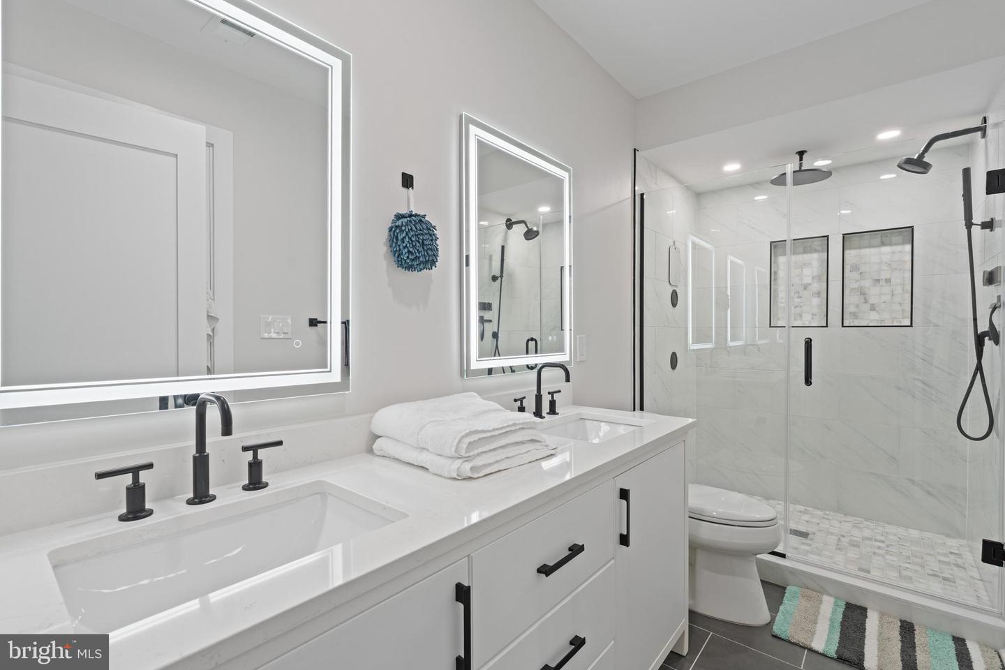 615 Irving St Nw #1 Property Photo 13