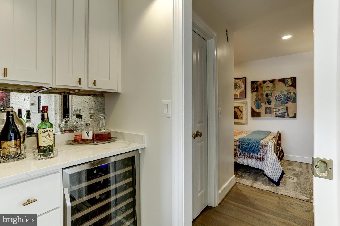 1330 New Hampshire Ave Nw #916 Property Photo 7