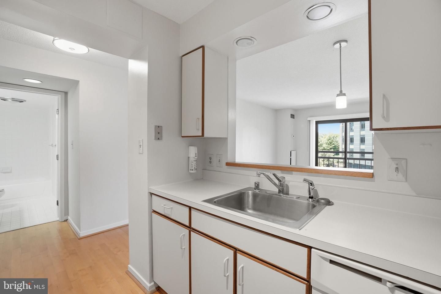 2111 Wisconsin Ave Nw #620 Property Photo 7