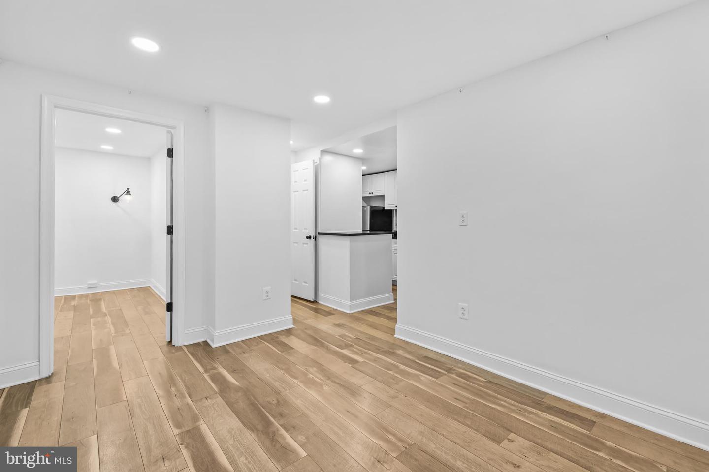 2032 15th St Nw #2 Property Photo 8