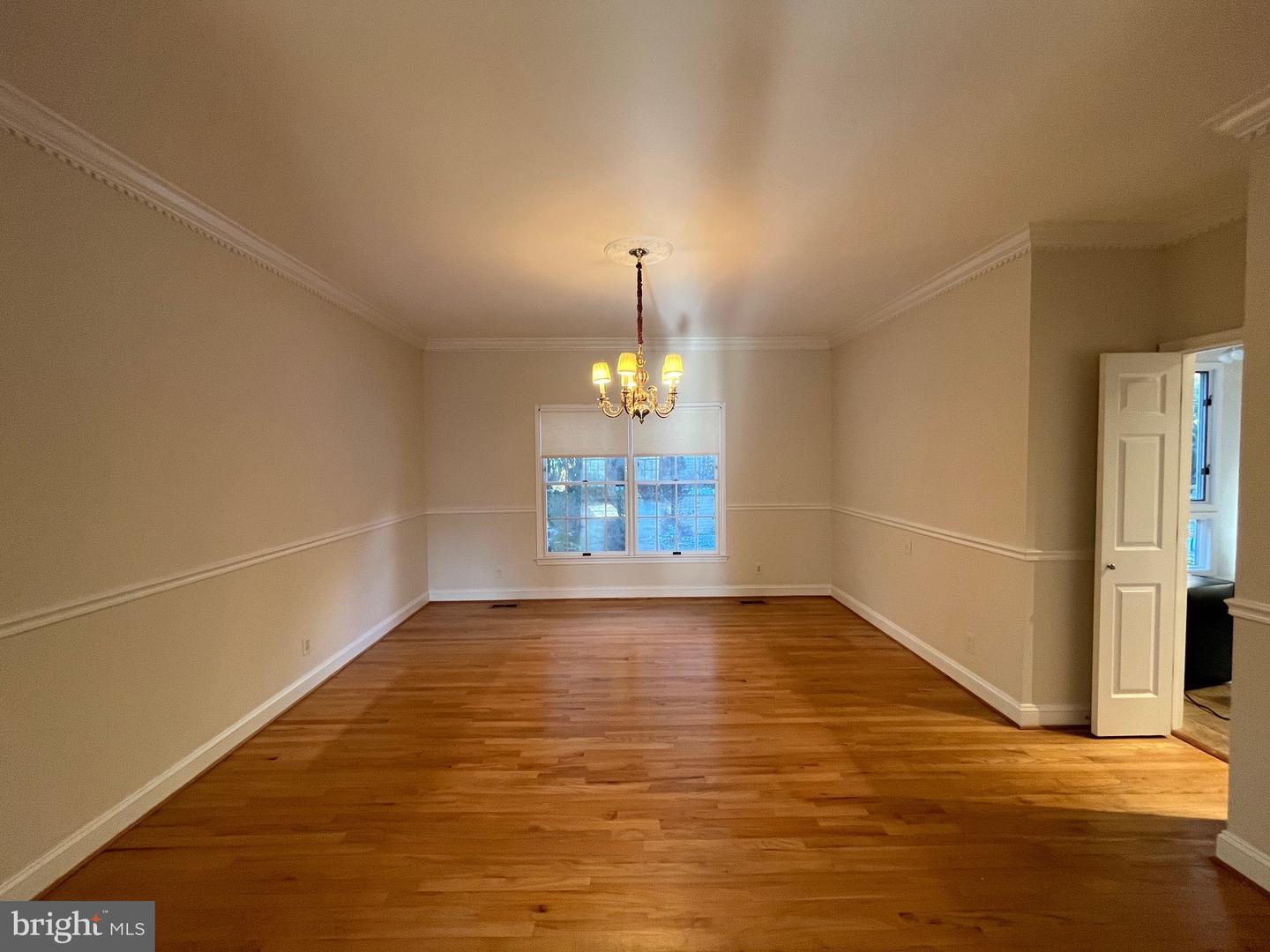 5179 Macomb St Nw Property Photo 5