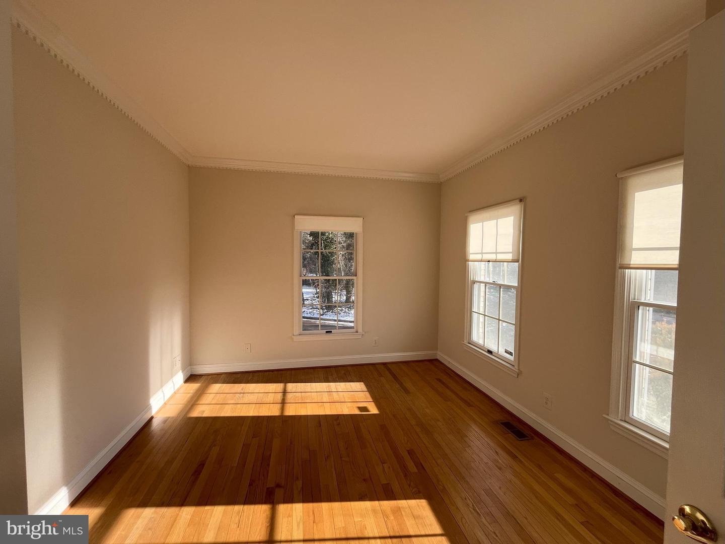 5179 Macomb St Nw Property Photo 12