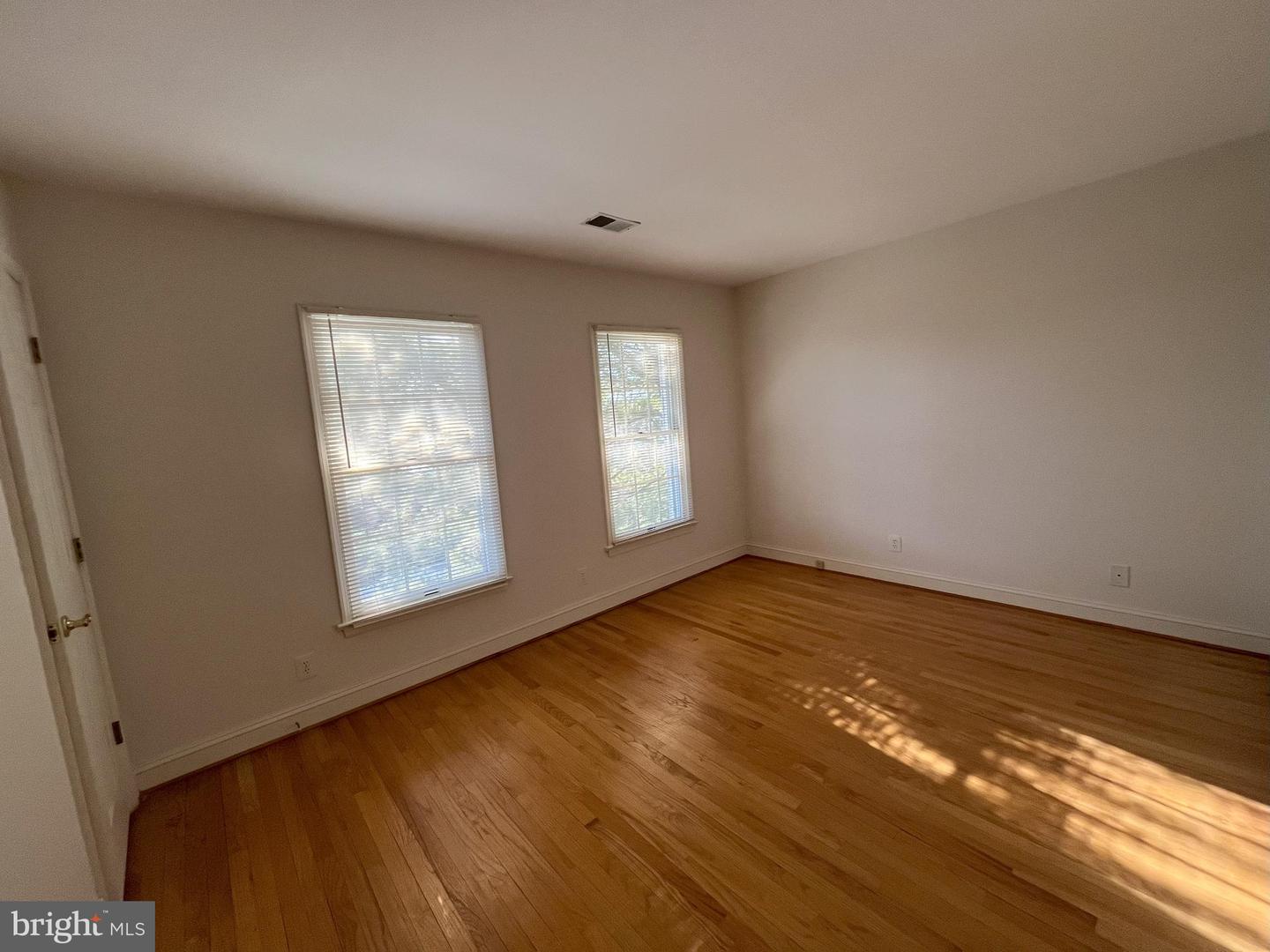 5179 Macomb St Nw Property Photo 16