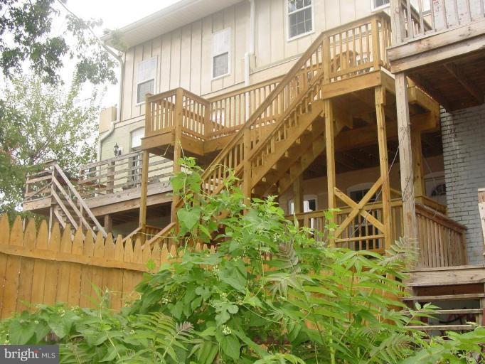 13 S St Ne #a Property Photo 10
