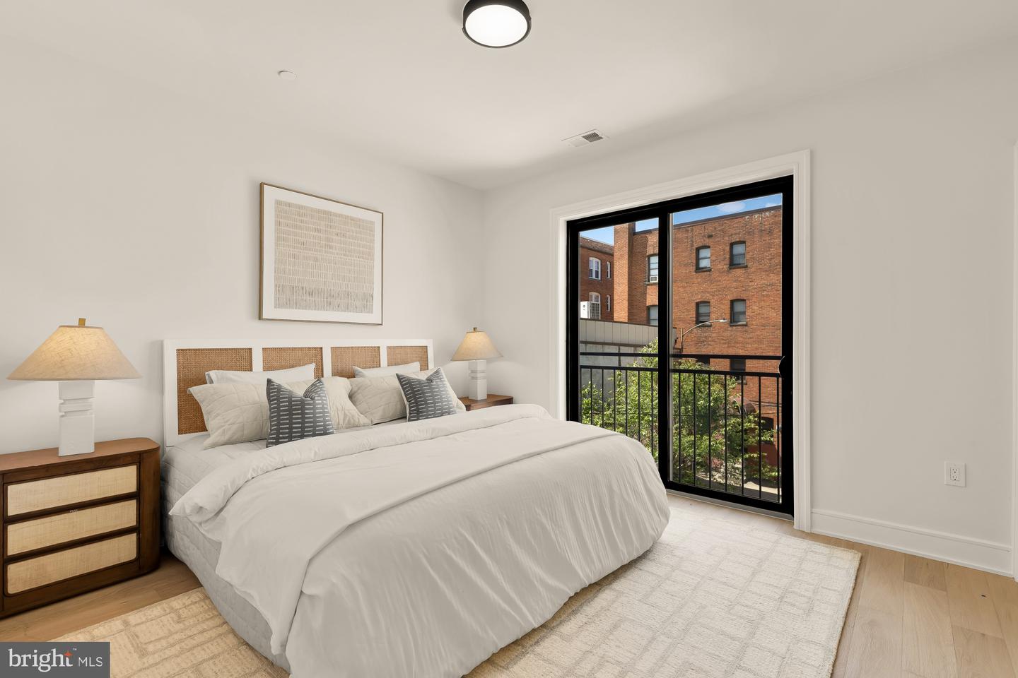 1463 Harvard St Nw #ph8 Property Photo 19