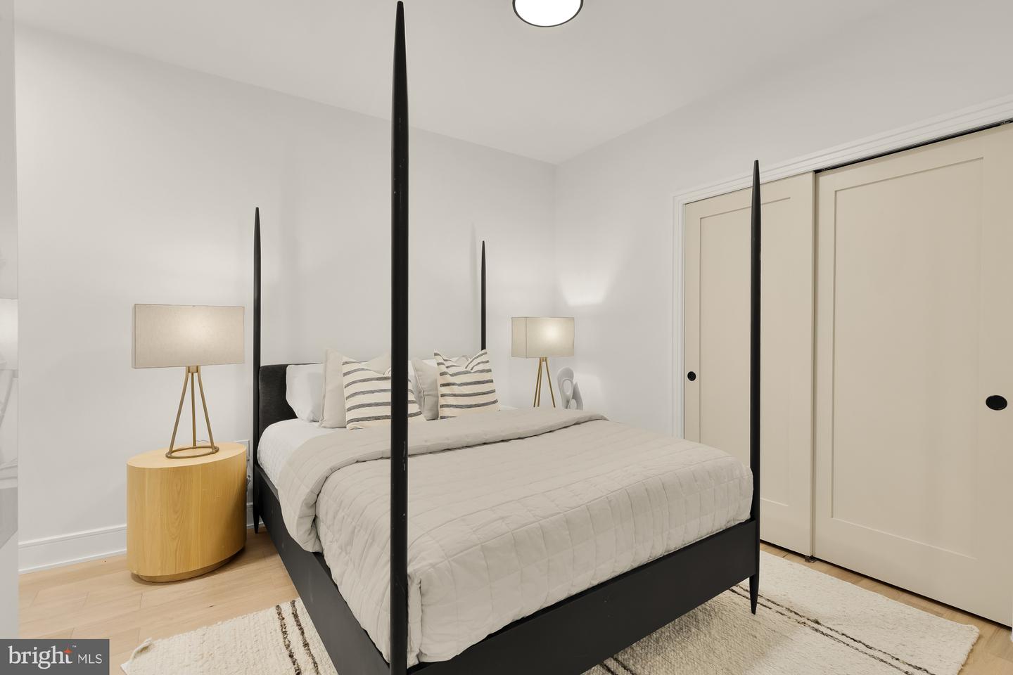1463 Harvard St Nw #ph8 Property Photo 25