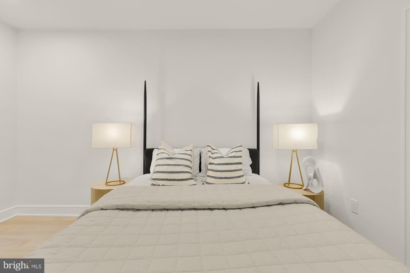 1463 Harvard St Nw #ph8 Property Photo 26