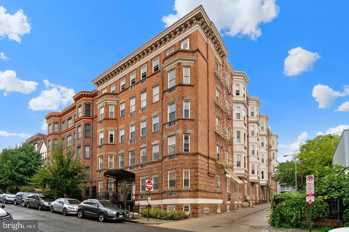 1415 CHAPIN ST NW #204 Property Photo 1
