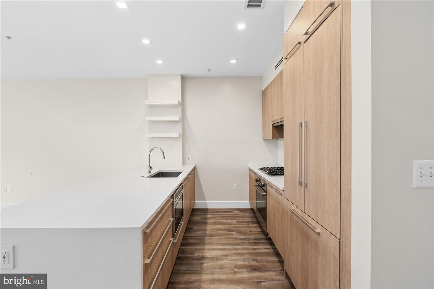 1628 11th St Nw #102 Property Photo 8