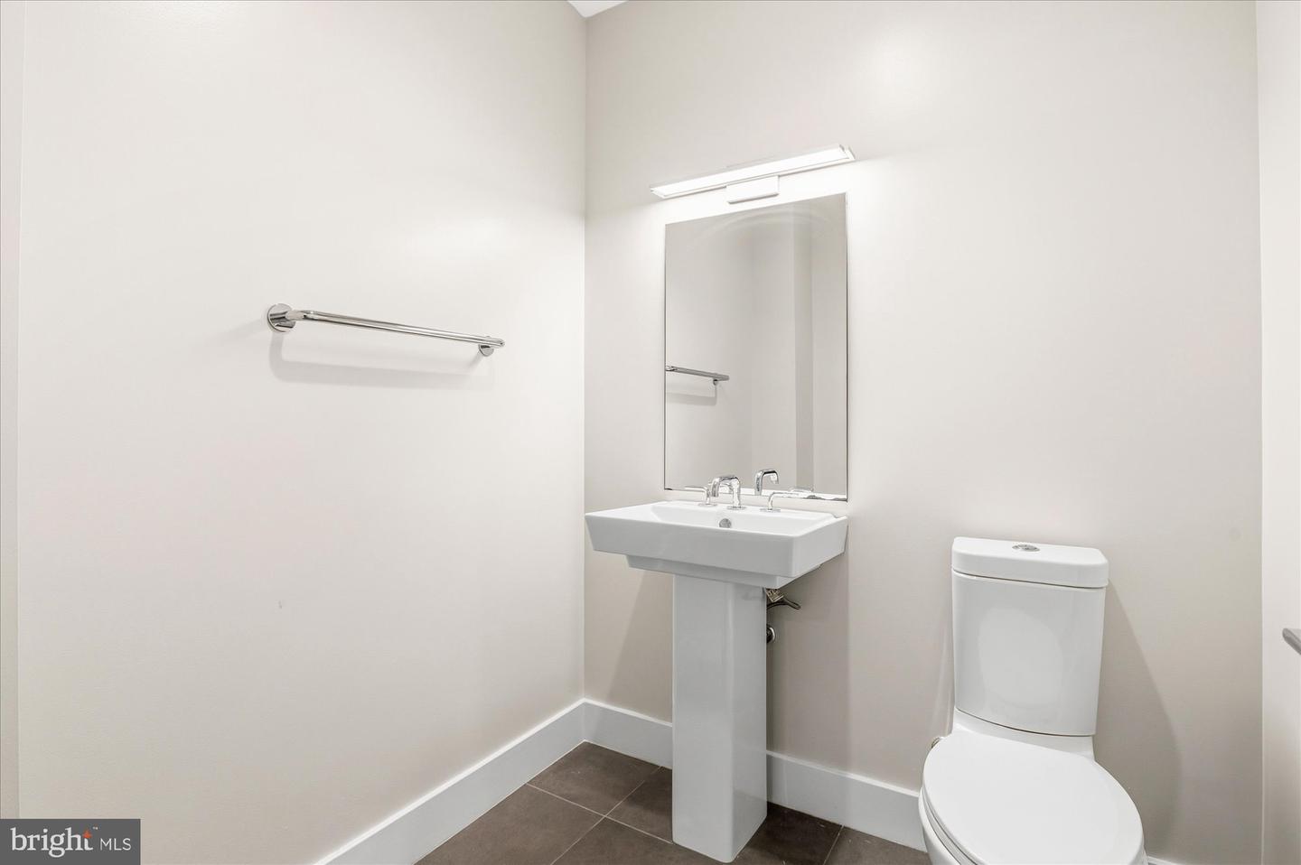 1628 11th St Nw #102 Property Photo 20