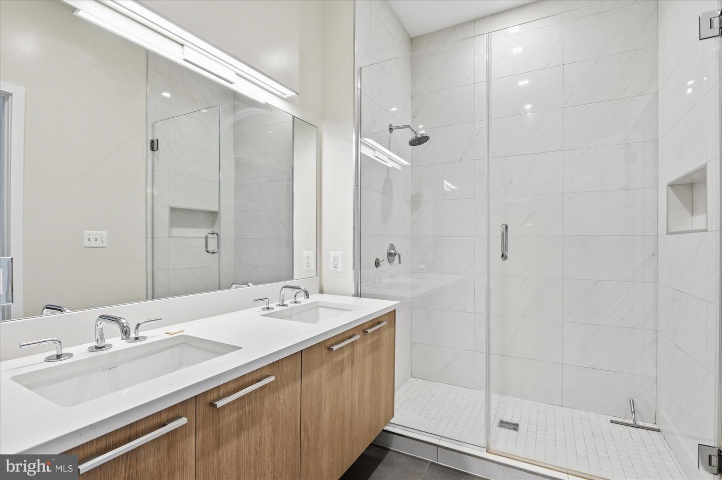 1628 11th St Nw #102 Property Photo 24