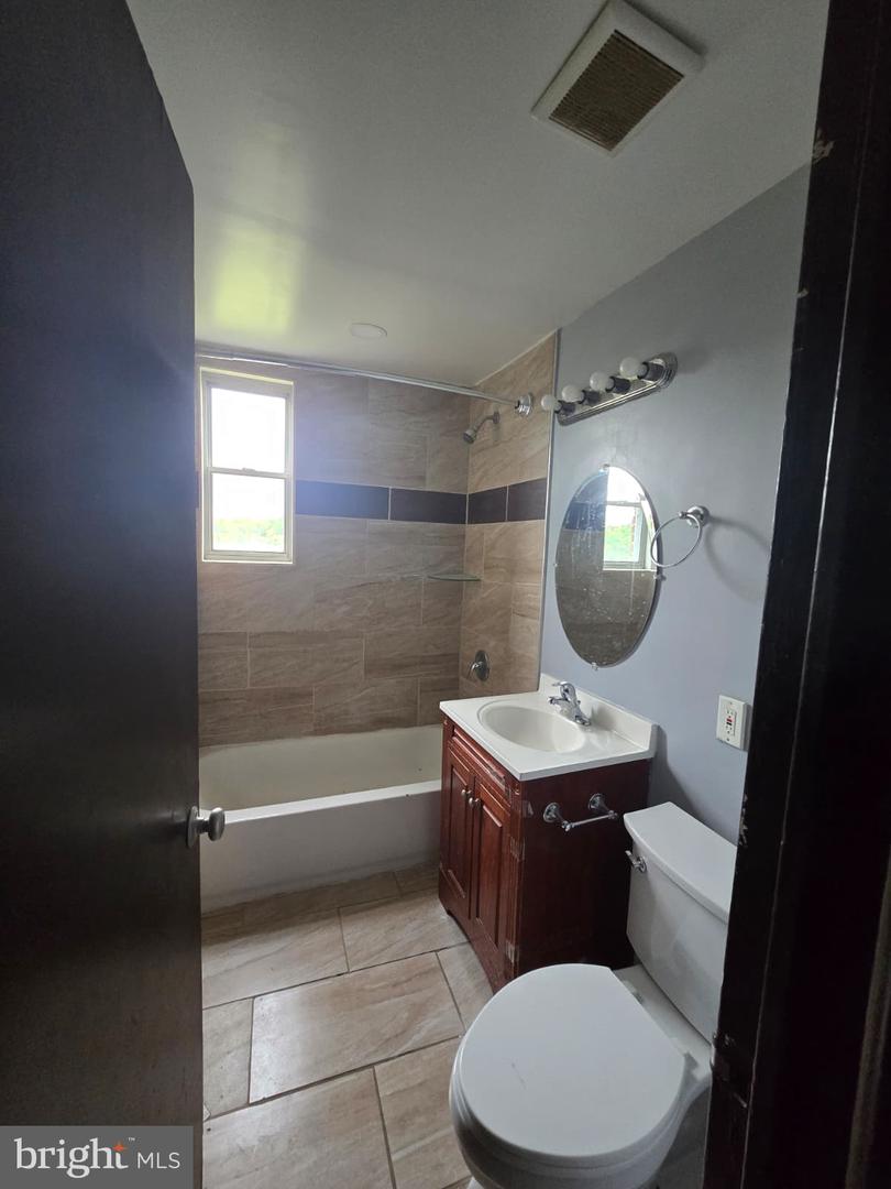 428 Ridge Rd Se #305 Property Photo 11