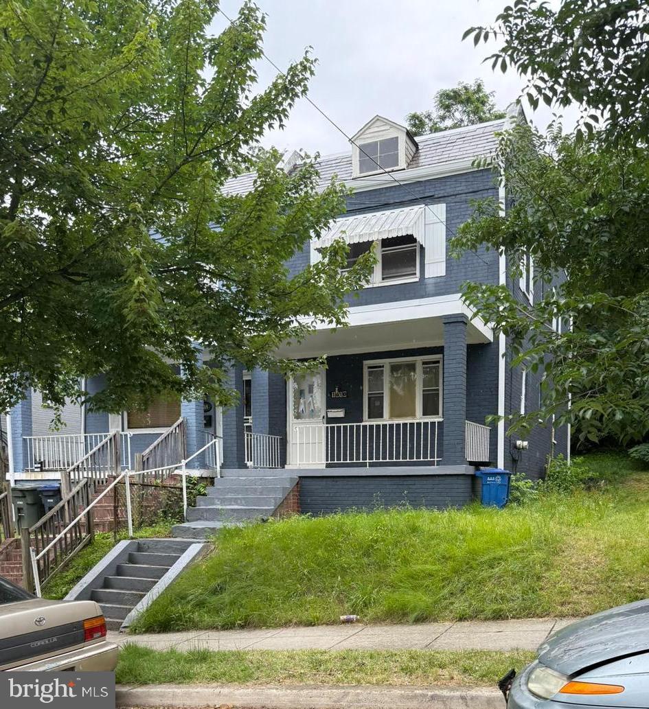 1610 29TH ST SE Property Photo 1