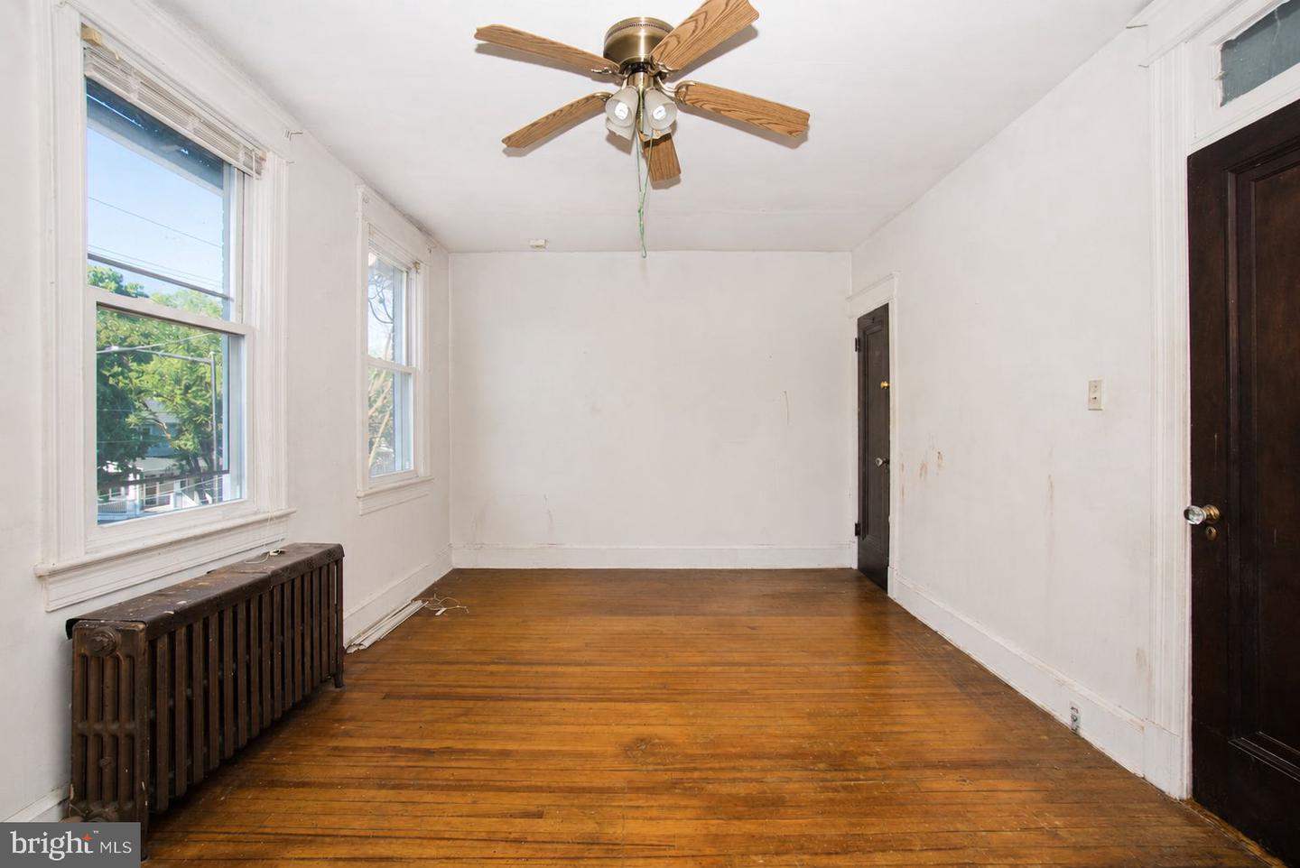 1321 S St Se Property Photo 9