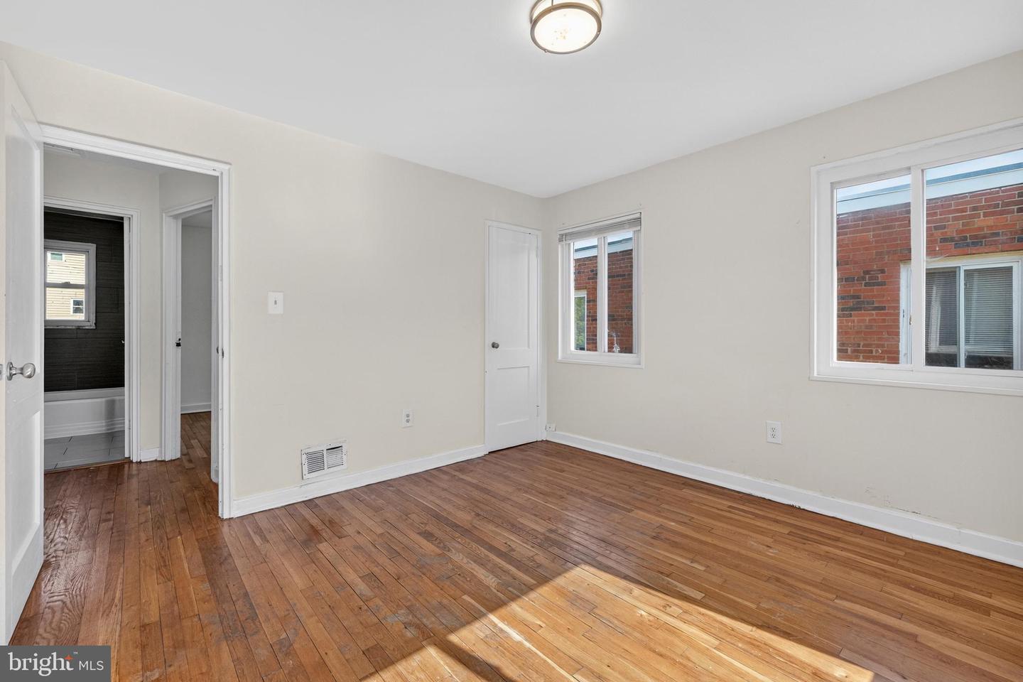 206 53rd St Ne Property Photo 16