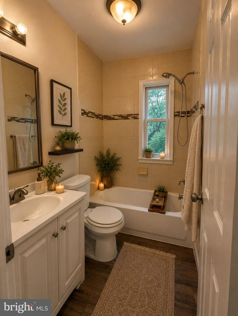 3426 Baker St Ne Property Photo 9