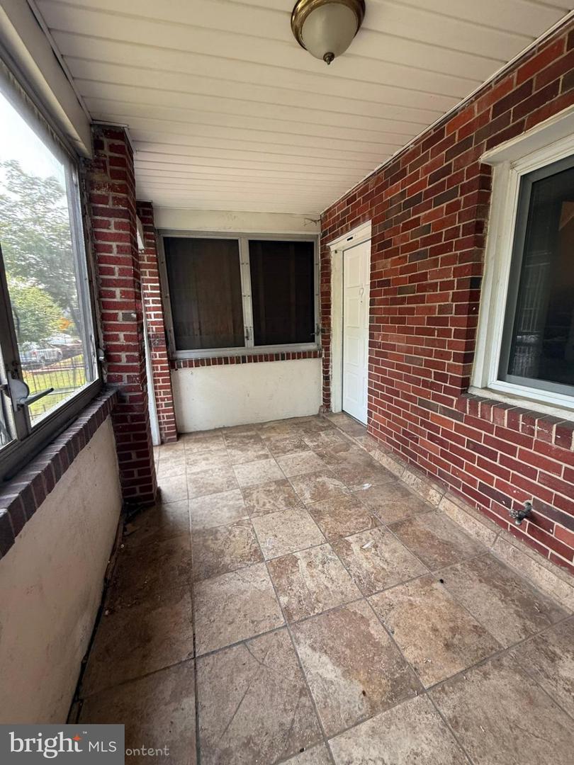 3426 Baker St Ne Property Photo 14