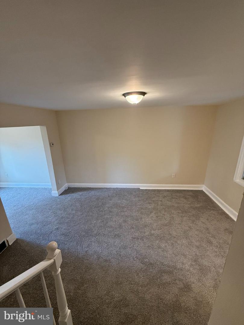 3426 Baker St Ne Property Photo 15