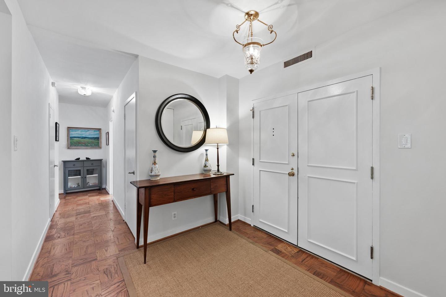 4100 Cathedral Ave Nw #704 Property Photo 4
