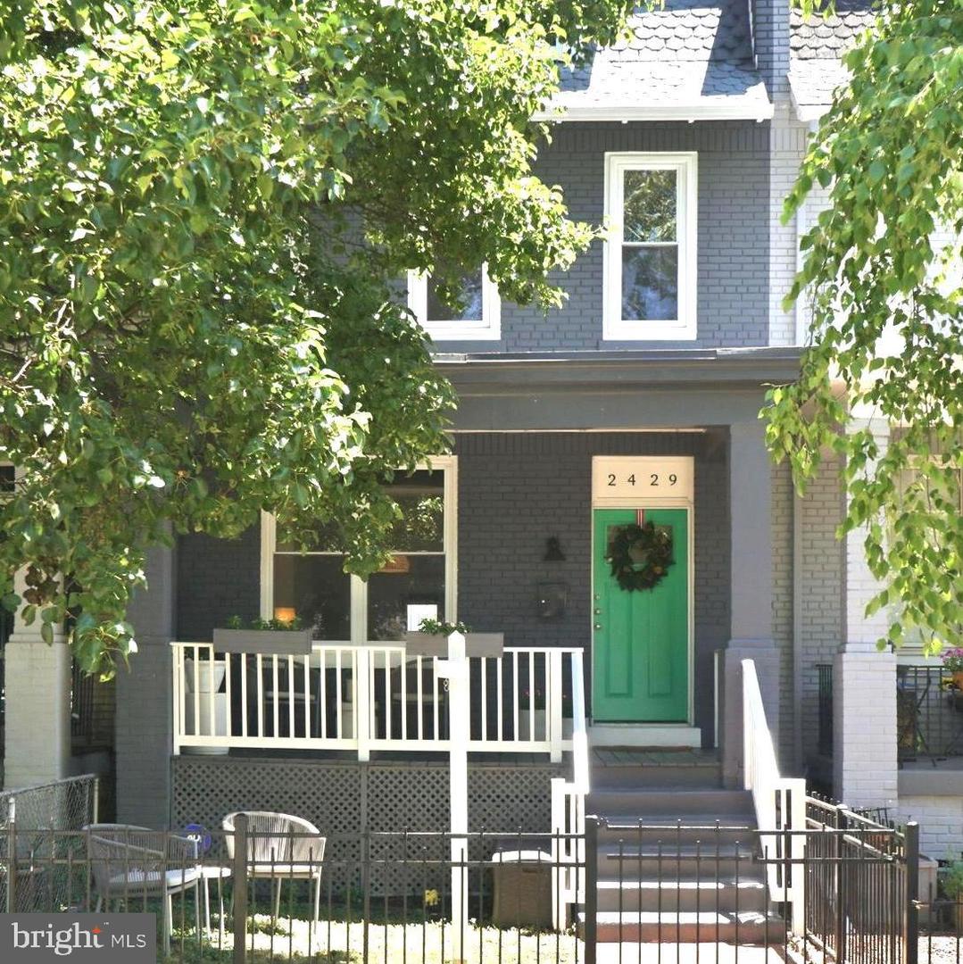 2429 3rd St Ne Property Photo 1