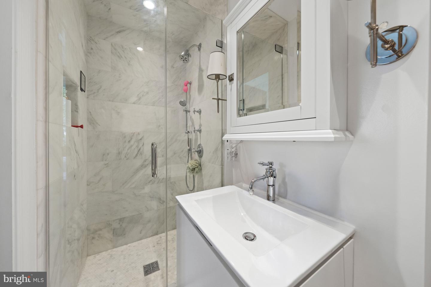 2501 49th St Nw Property Photo 32