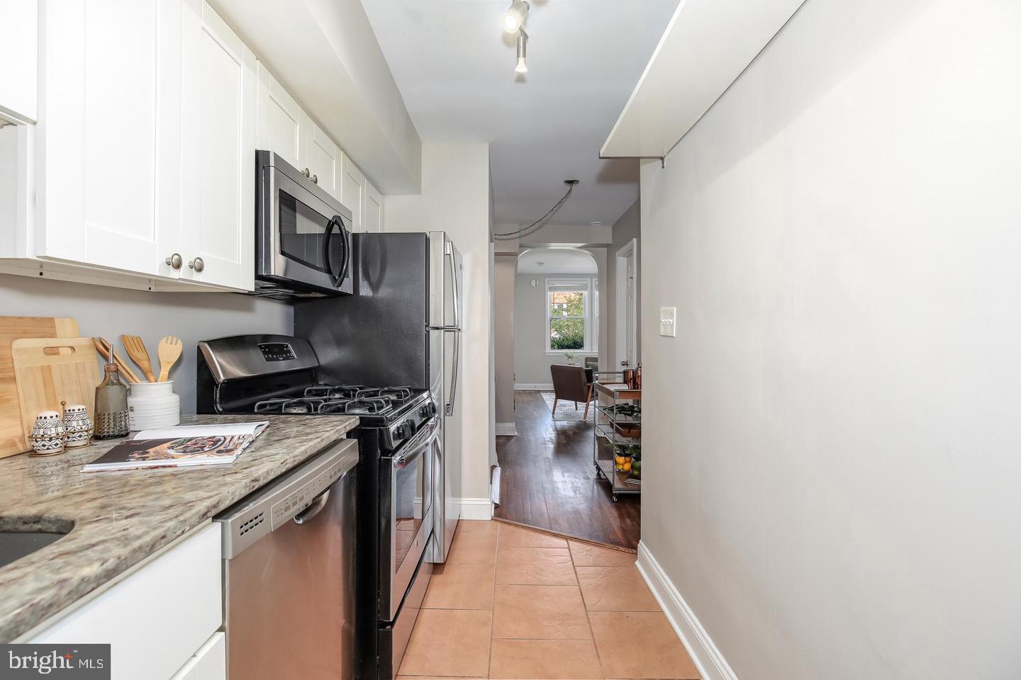 1251 Meigs Pl Ne #1 Property Photo 5