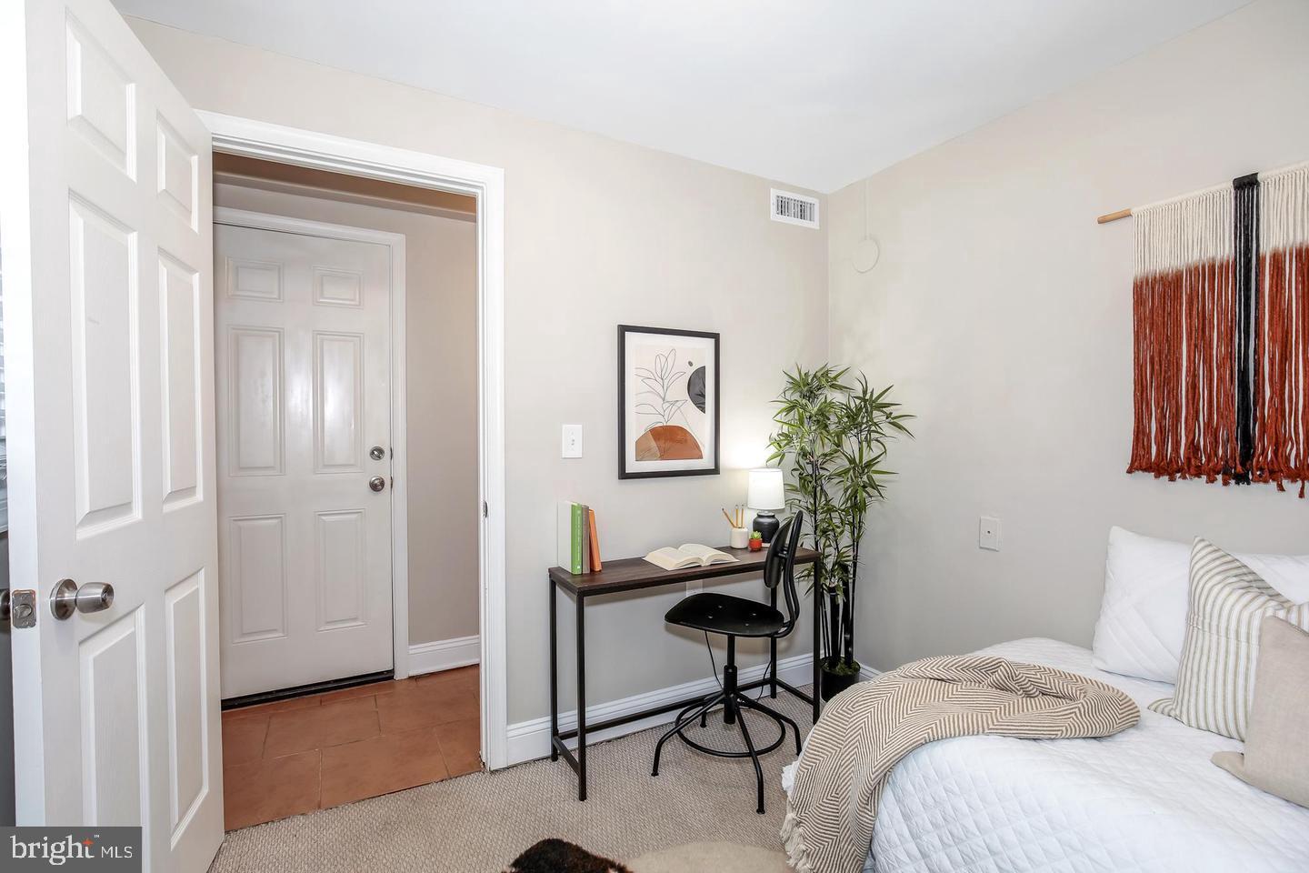 1251 Meigs Pl Ne #1 Property Photo 12