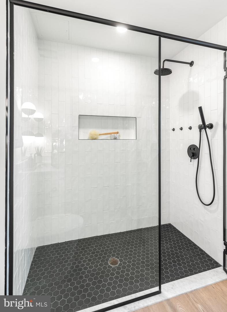 410 Rhode Island Ave Ne #ph4 Property Photo 11