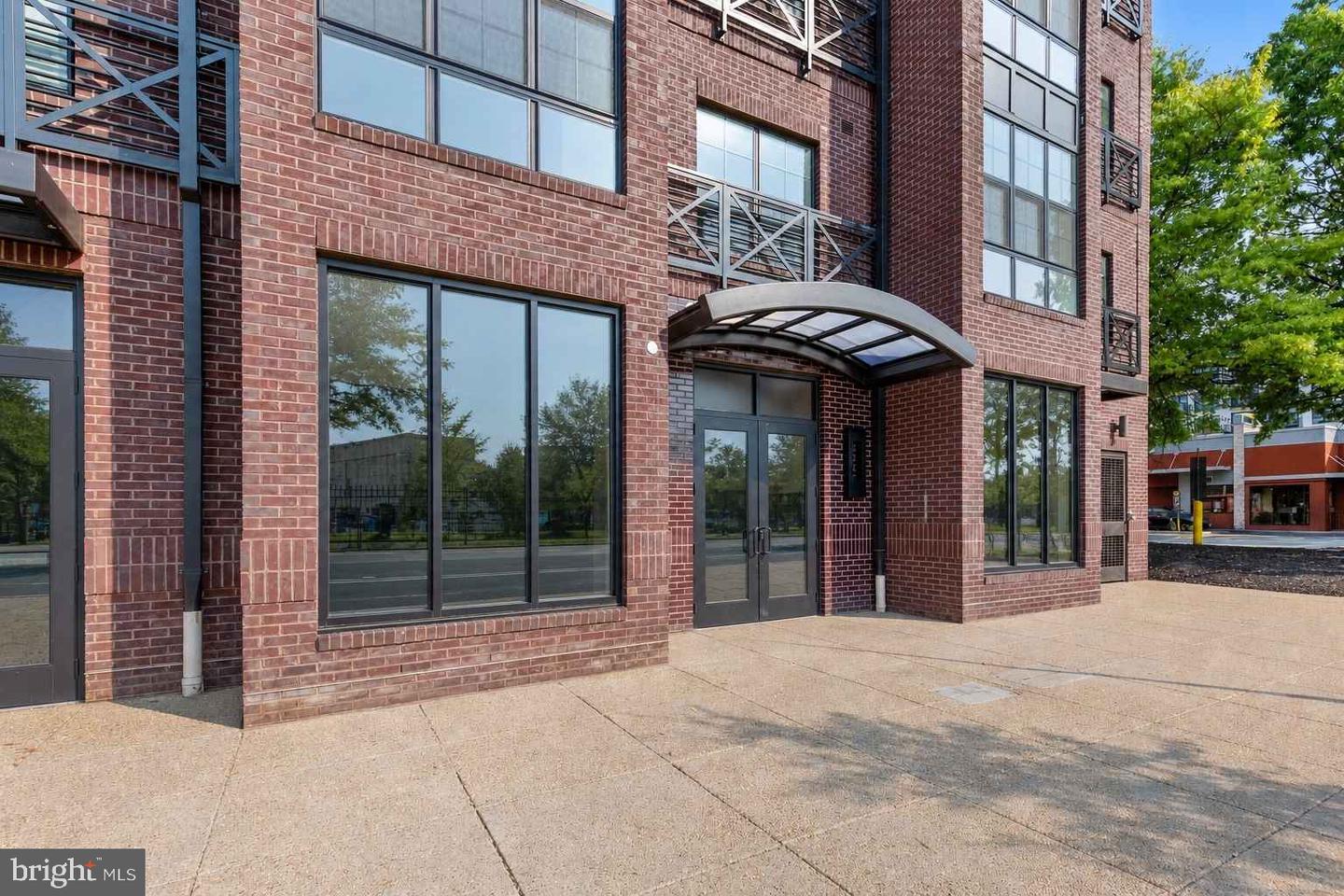 410 Rhode Island Ave Ne #ph4 Property Photo 25