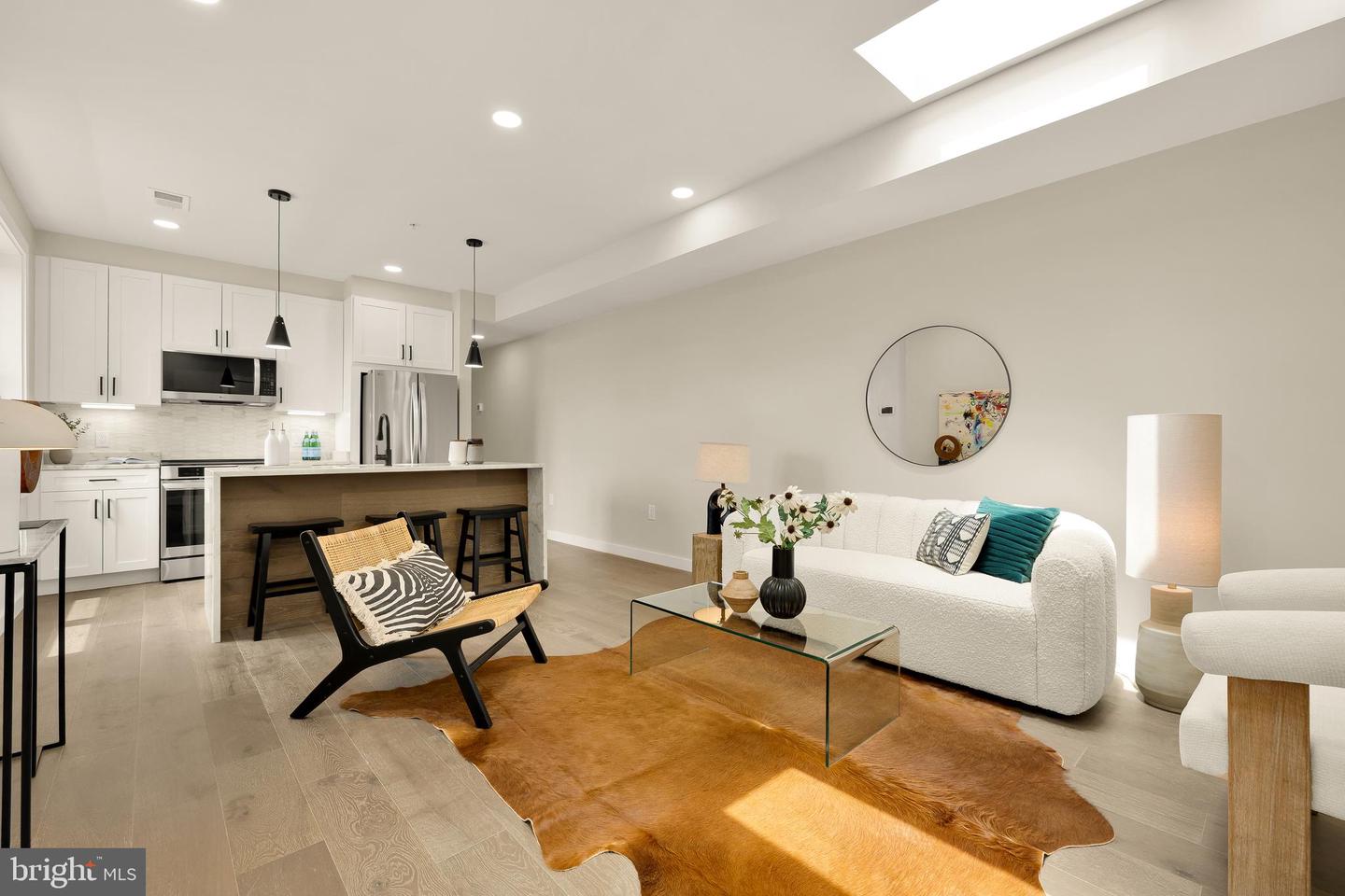 2716 Sherman Ave Nw #ph4 Property Photo 5