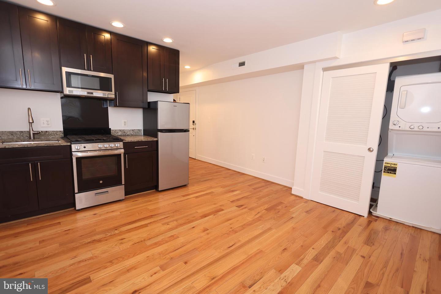 4255 Eads St Ne #3 Property Photo 3
