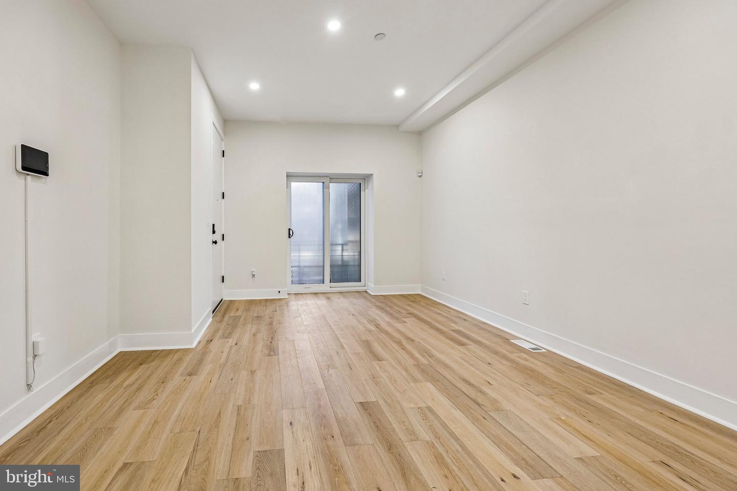 1645 West Virginia Ave Ne #1 Property Photo 4
