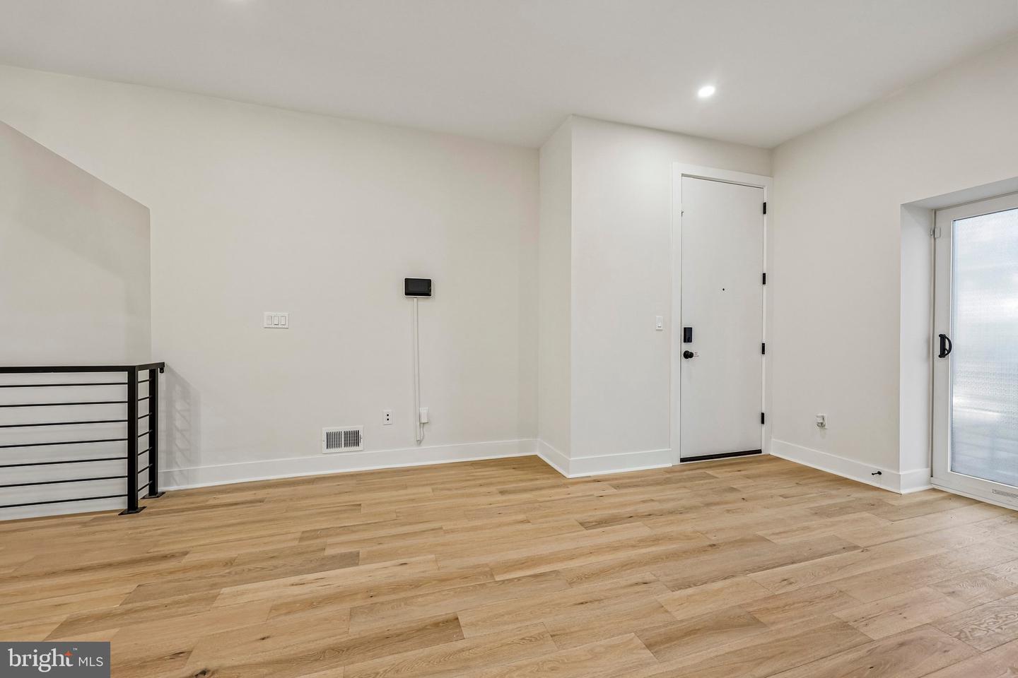 1645 West Virginia Ave Ne #1 Property Photo 5