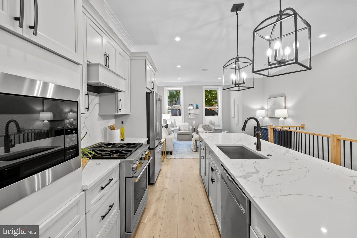 927 N St Nw #one Property Photo 8