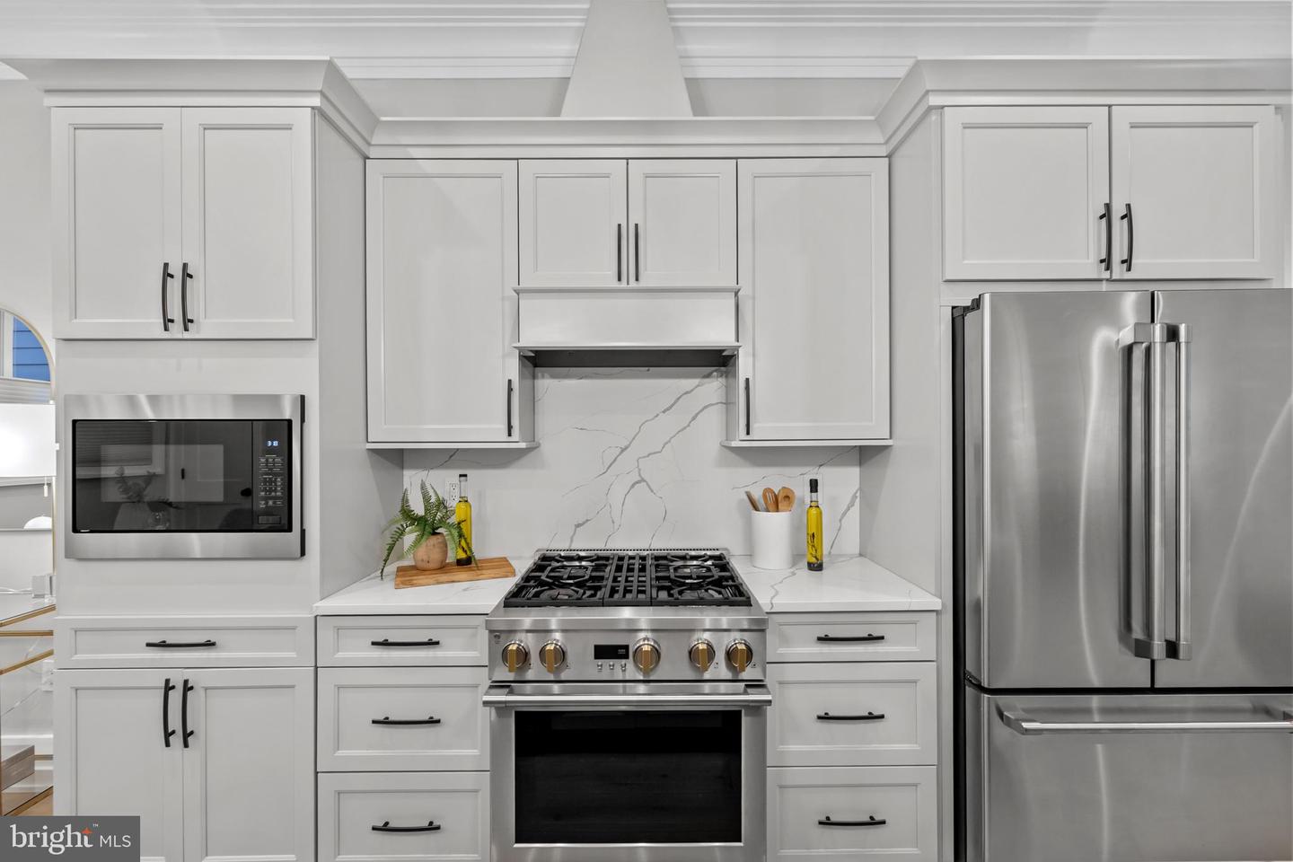 927 N St Nw #one Property Photo 11