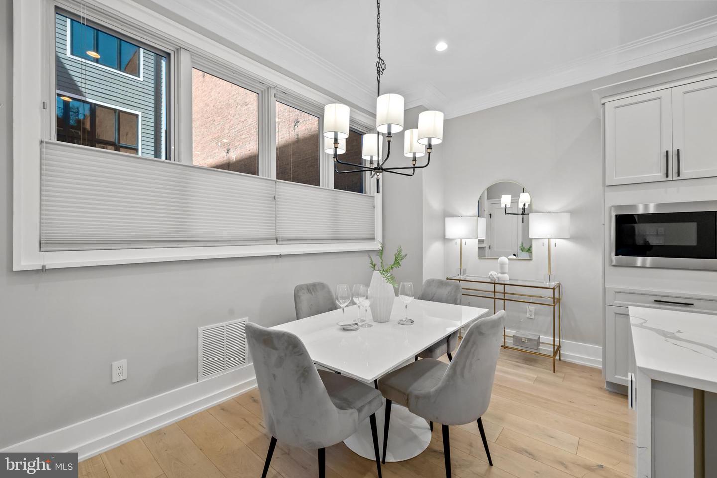 927 N St Nw #one Property Photo 15