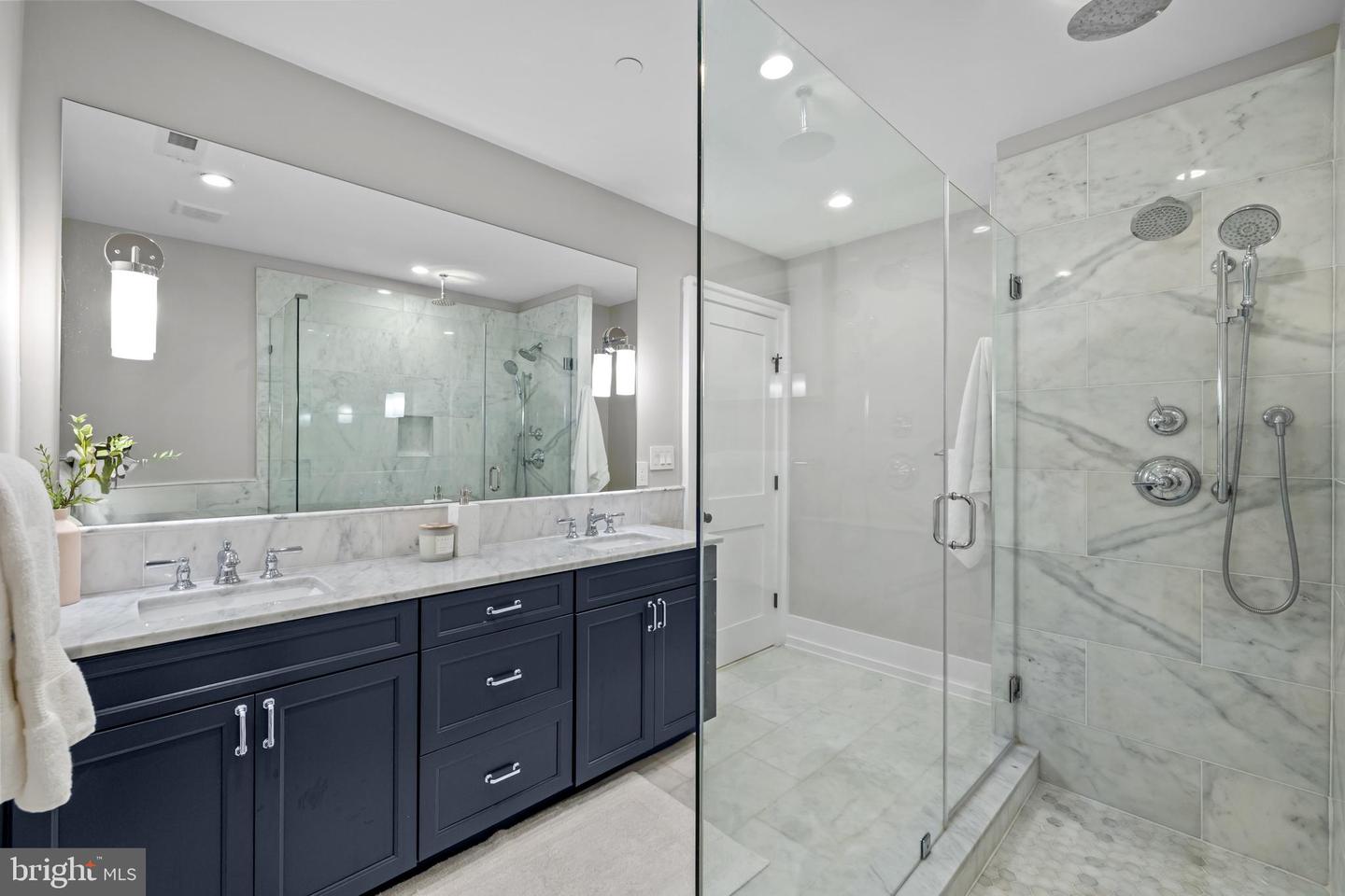 927 N St Nw #one Property Photo 21