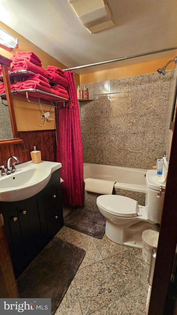 1714 Corcoran St Nw #1 Property Photo 19