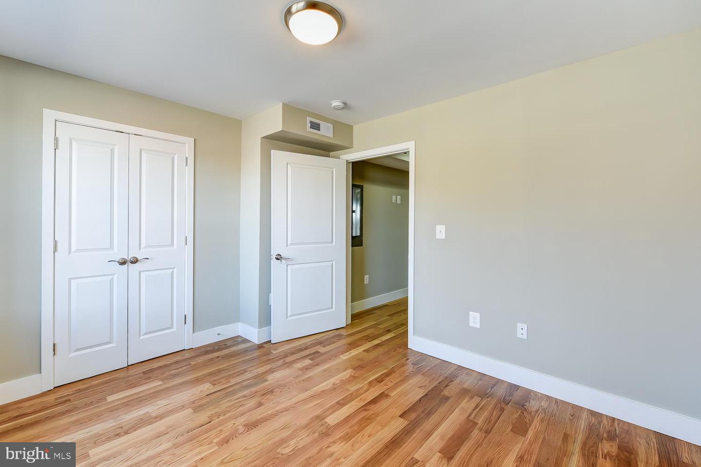 2031 Benning Rd Ne #b Property Photo 9