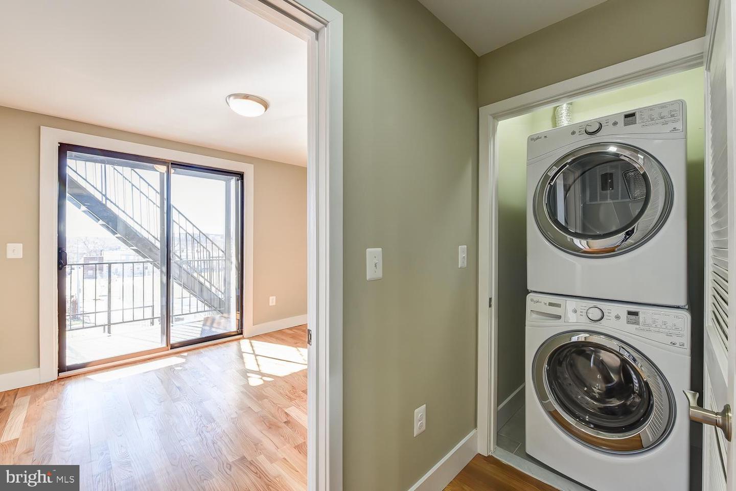 2031 Benning Rd Ne #b Property Photo 12