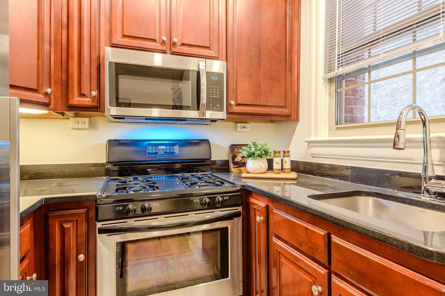 3100 Wisconsin Ave Nw #105 Property Photo 12