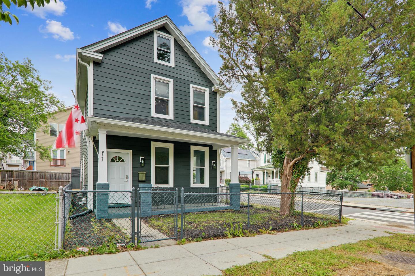 2841 MILLS AVE NE Property Photo 1