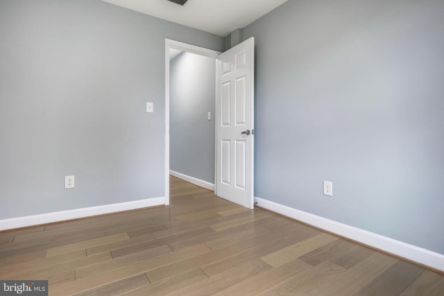 2841 Mills Ave Ne Property Photo 15