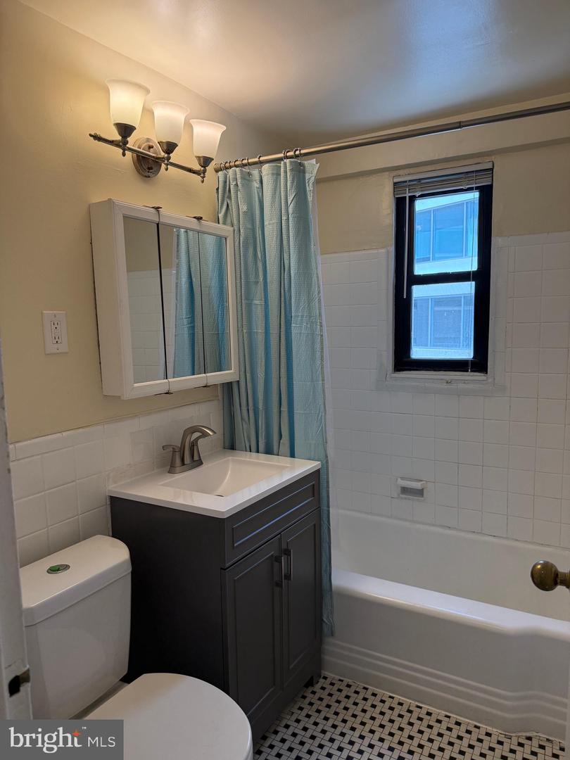 2141 I St Nw #516 Property Photo 20