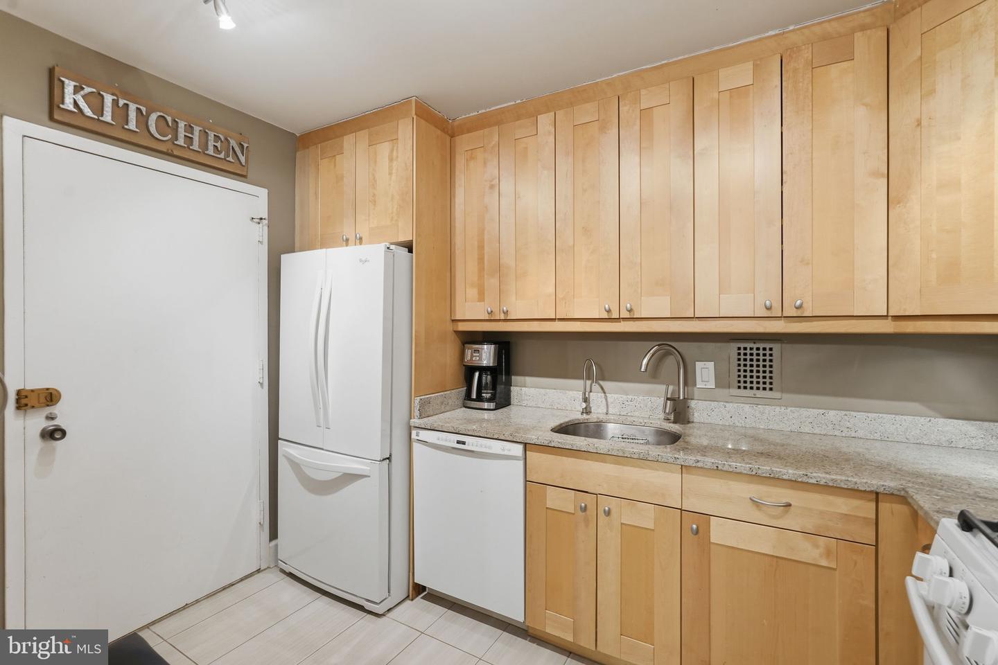 3001 Veazey Ter Nw #923 Property Photo 12