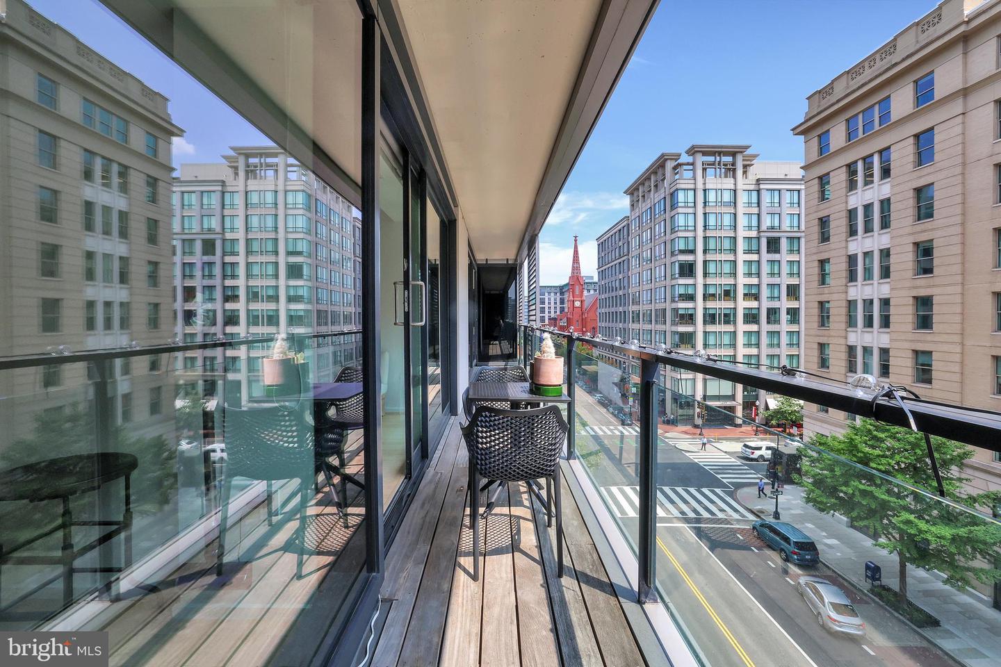925 H St Nw #506 Property Photo 1