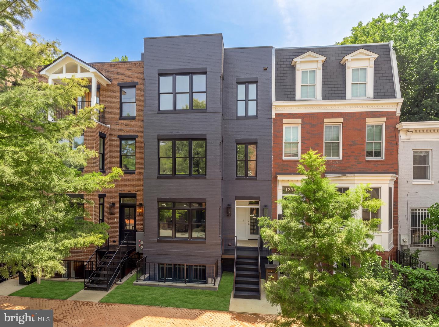 1237 4th St Nw #b Property Photo 1